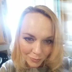 Meet your Posher, Scharla